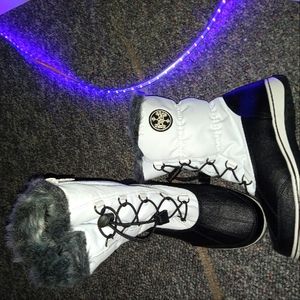 Winter boots